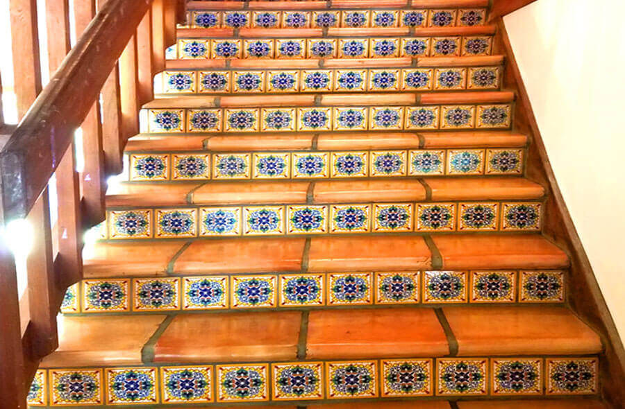 Mexican tile professional scintillation with decorative saltillo results